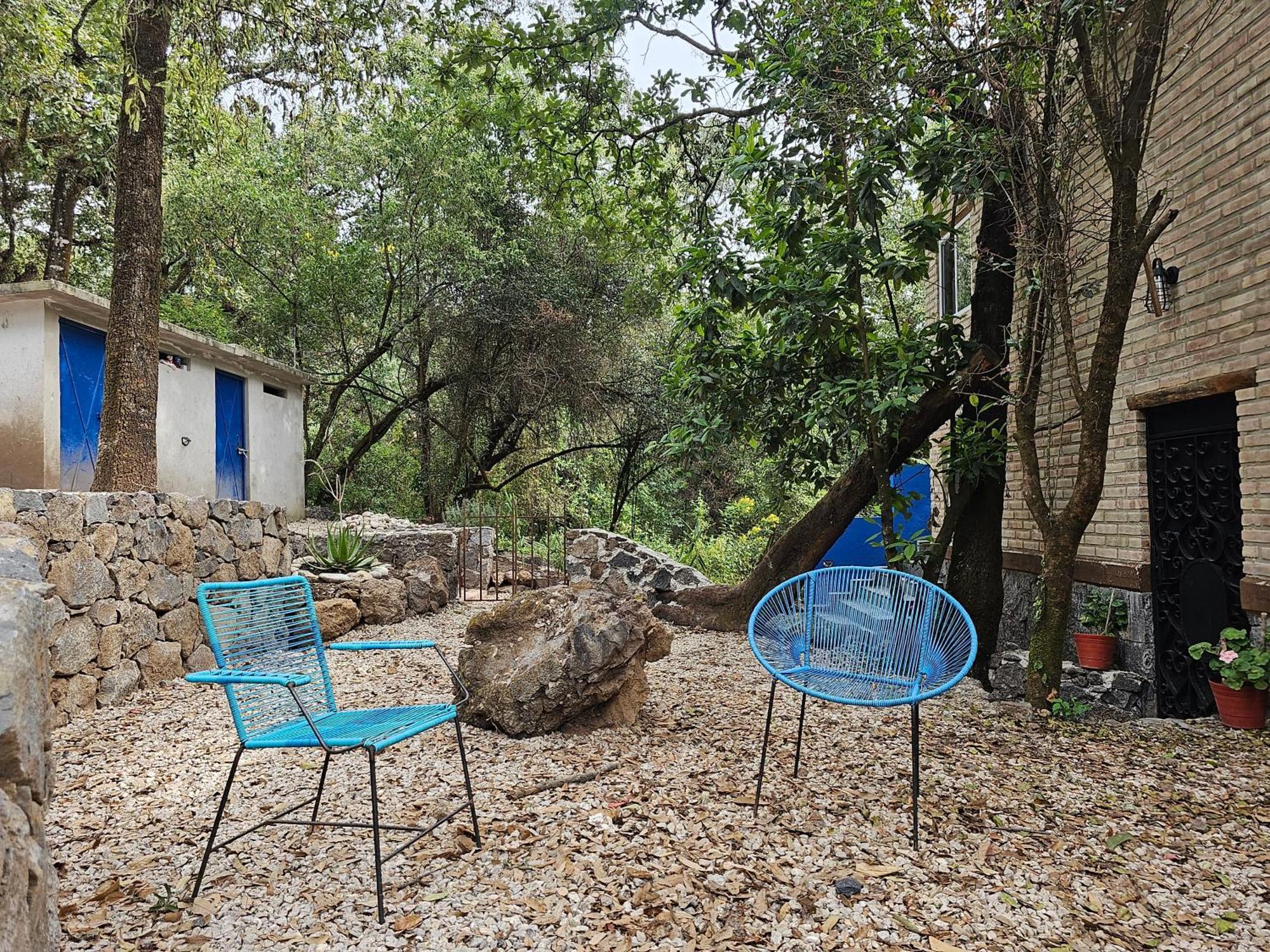 La Cabana Azul Al Fondo Del Bosque De Tepoztlán Exterior foto